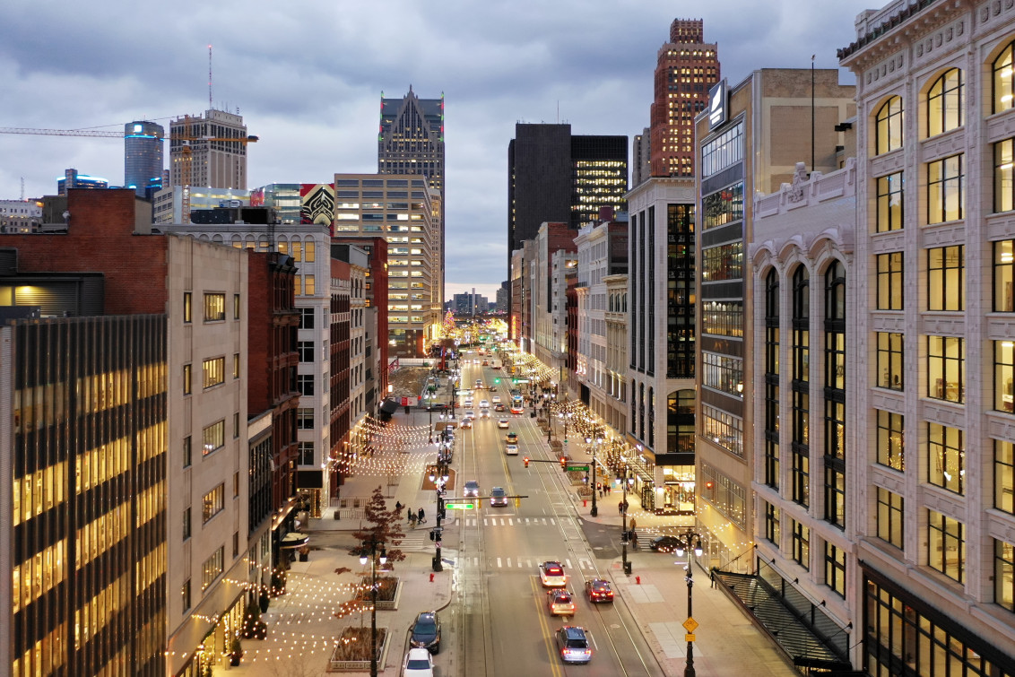 米国政府ミシガン州の石炭火力発電所を冬まで稼働させ続けるため「緊急事態」を主張